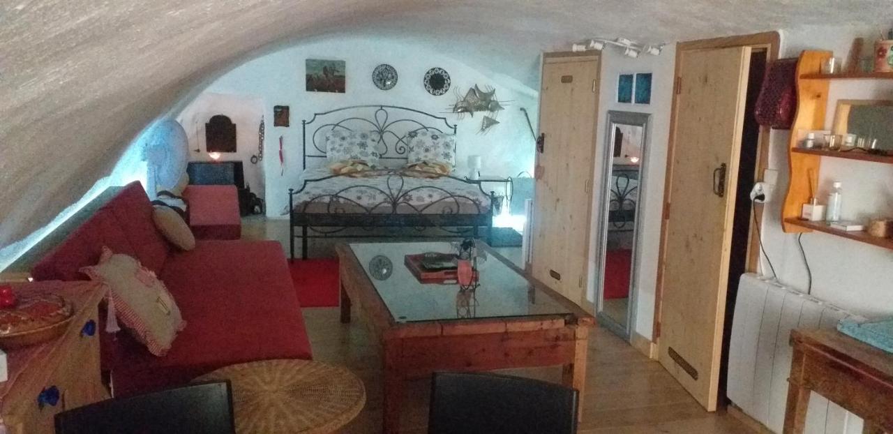 Studio Atypique Rue De Turin Брей-сюр-Руайа Экстерьер фото